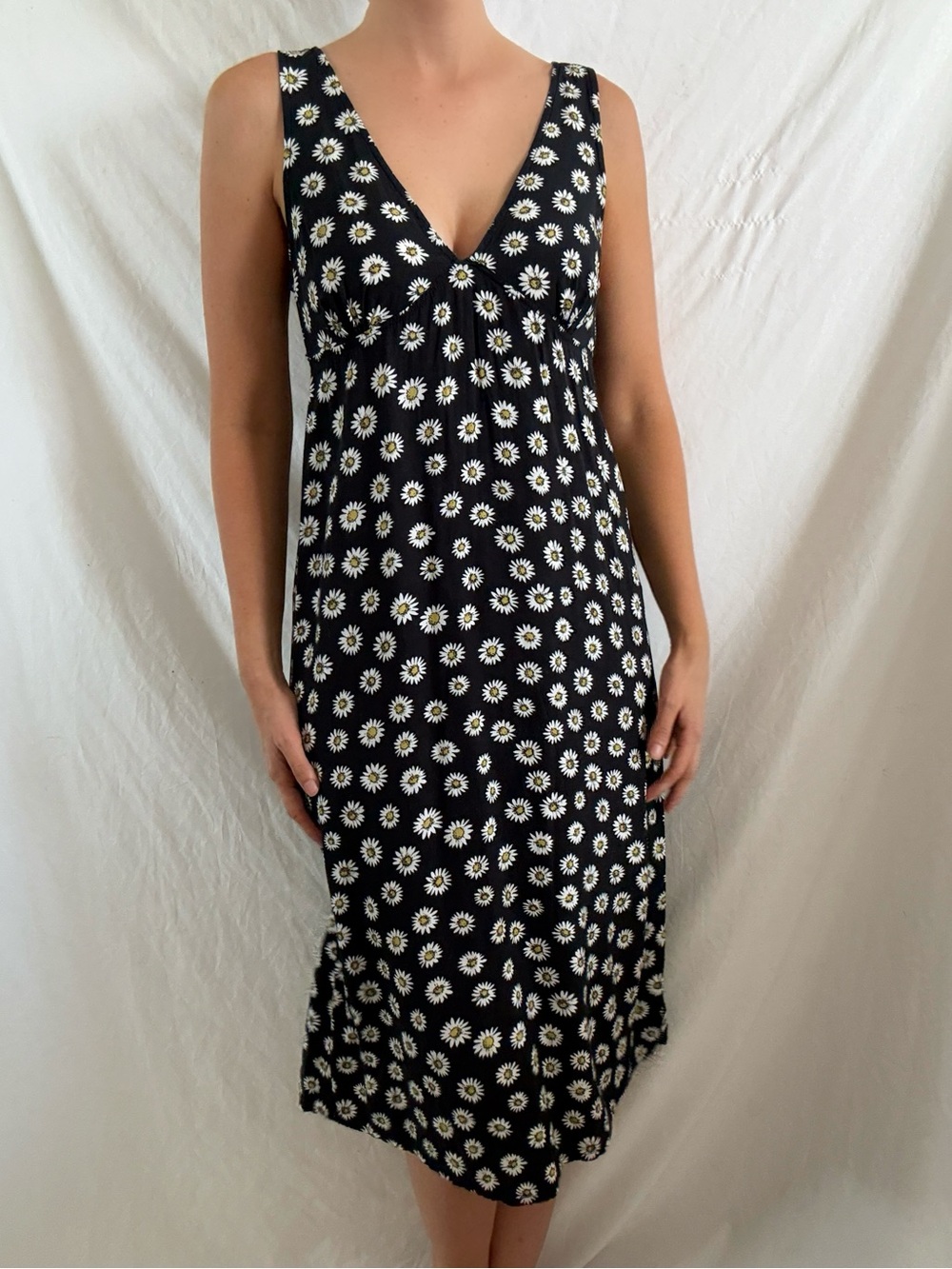 Motel Rocks daisy print midi dress navy blue medium summer spring casual